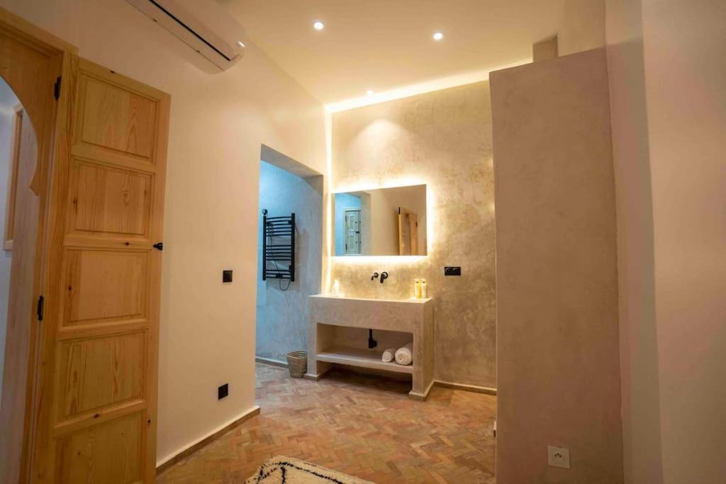 Riad Zhor Tanger - Medina Buitenkant foto
