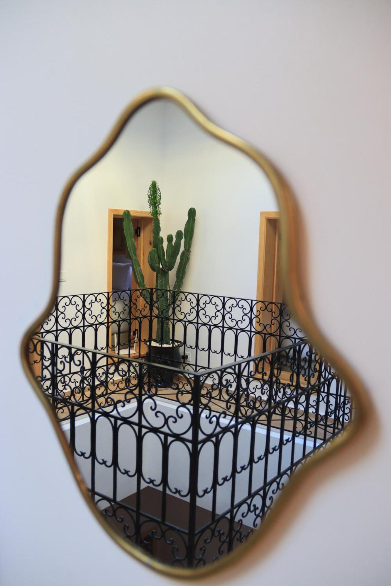 Riad Zhor Tanger - Medina Buitenkant foto