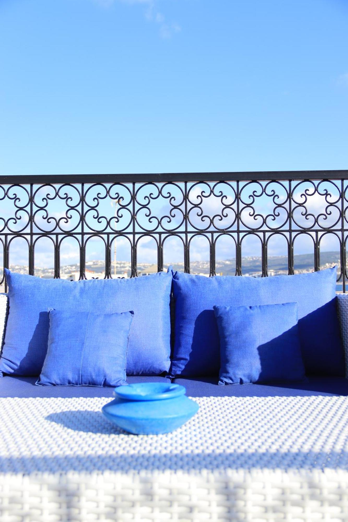Riad Zhor Tanger - Medina Buitenkant foto