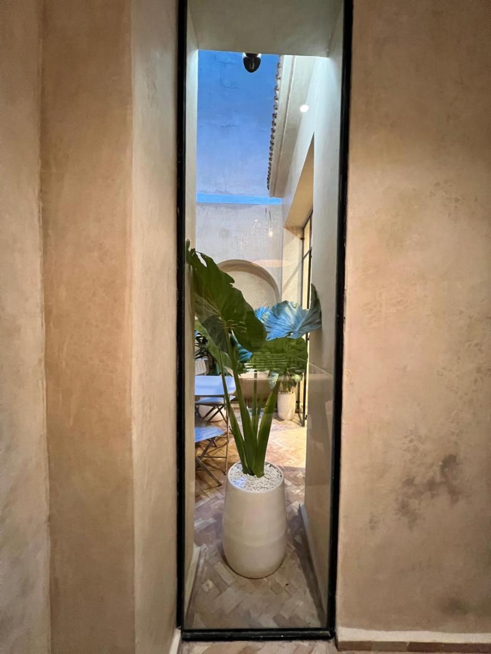 Riad Zhor Tanger - Medina Buitenkant foto